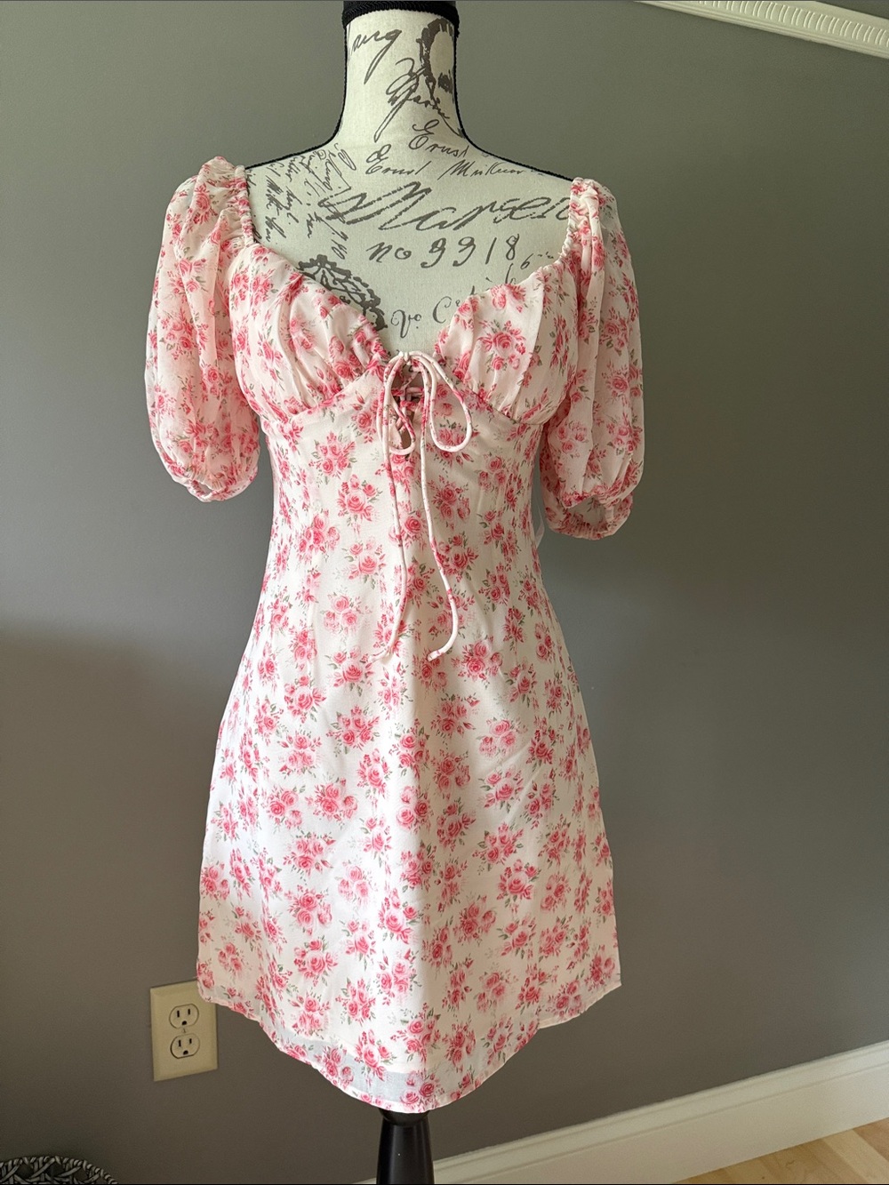 Floral romantic dress in Pink and Cream